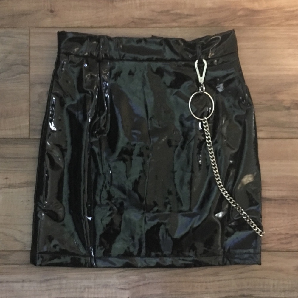 Black Latex Mini Skirt  NWT - Picture 2 of 5